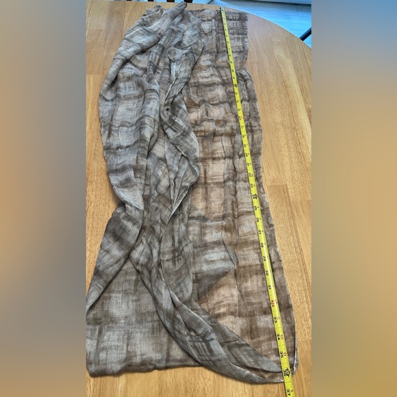 Chico's Neutral Colored Plaid Wool Blend Scarf 23 x 72" NWT - Picture 8 of 8